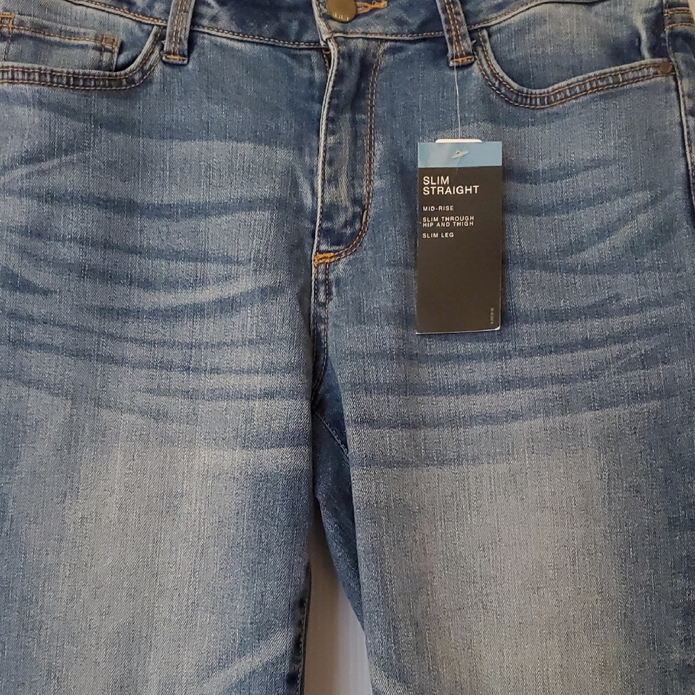 a.n.a Slim Straight Skinny Jeans - Light Blue Wash Sz 6